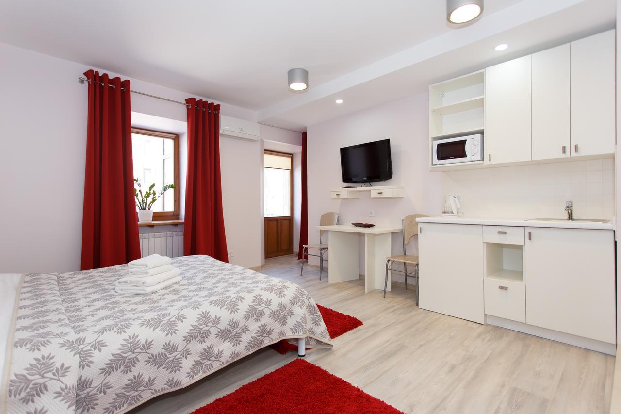 Bessarabka Apartments Kyiv Exterior photo