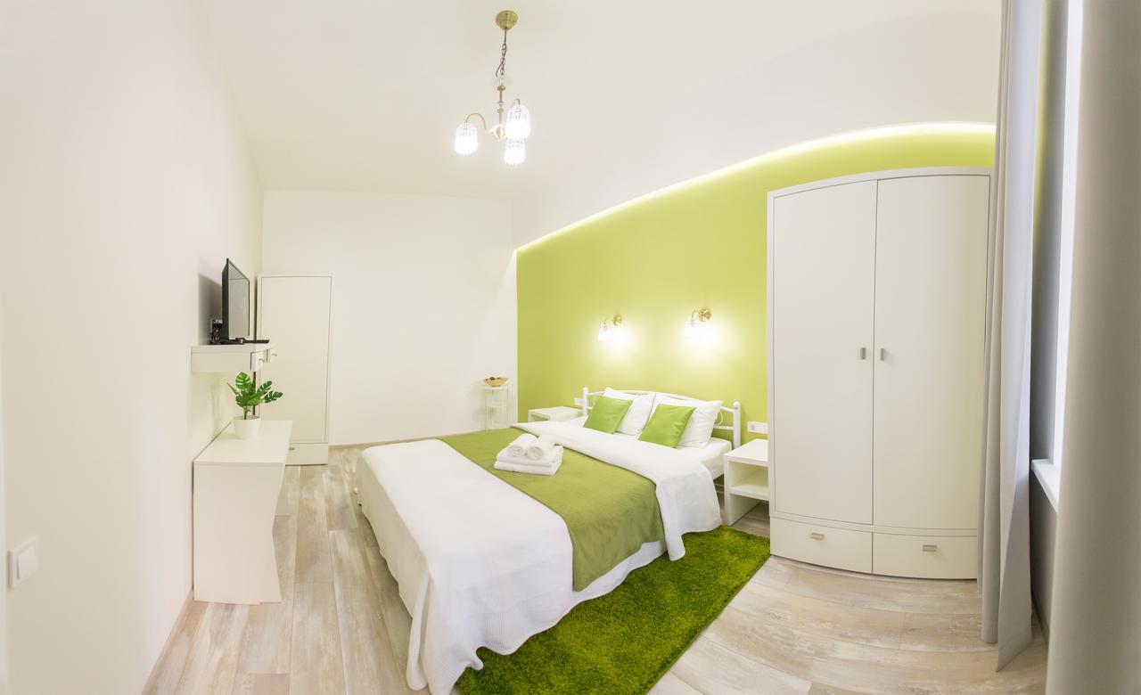 Bessarabka Apartments Kyiv Exterior photo